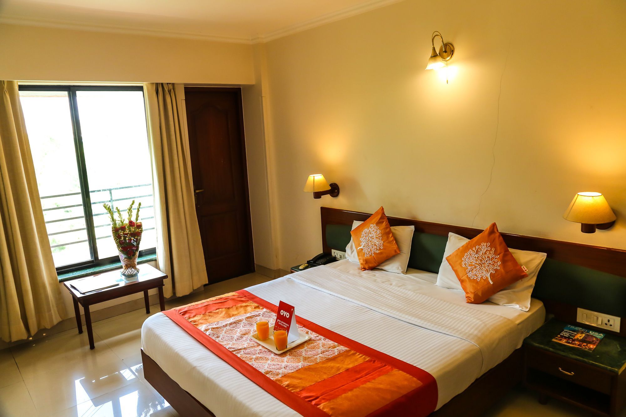 Hotel Lotus Pune Eksteriør billede